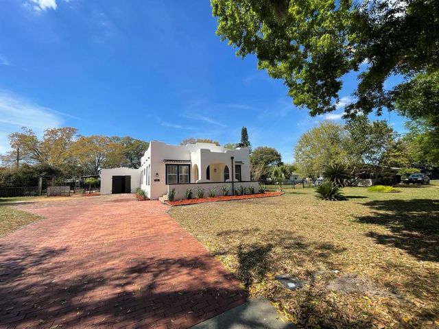 210 CAROLINA AVENUE, St Cloud, FL 34769