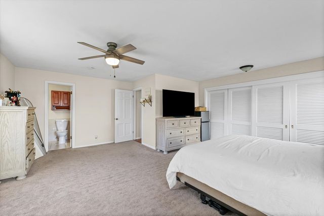 2404 Melrose Drive, Champaign, IL 61820