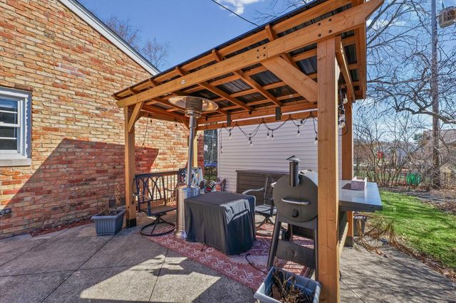 2404 Melrose Drive, Champaign, IL 61820