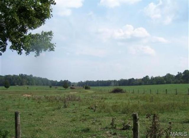 1 Hunt Road, Farmington, MO 63640