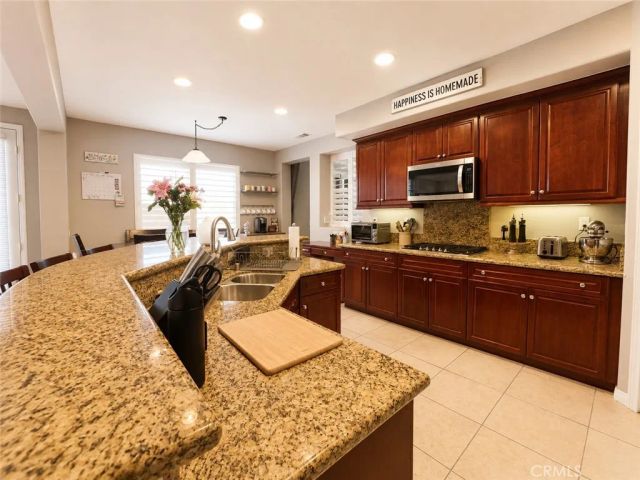 35096 Nightingale St, Winchester, CA 92596