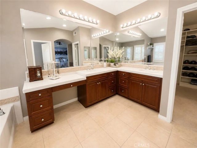 35096 Nightingale St, Winchester, CA 92596