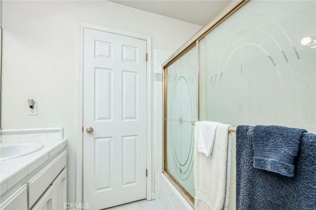 860 E Dartmouth, Fresno, CA 93730