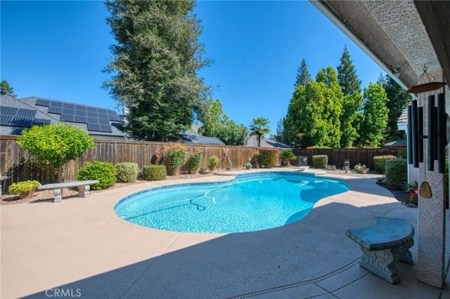 860 E Dartmouth, Fresno, CA 93730