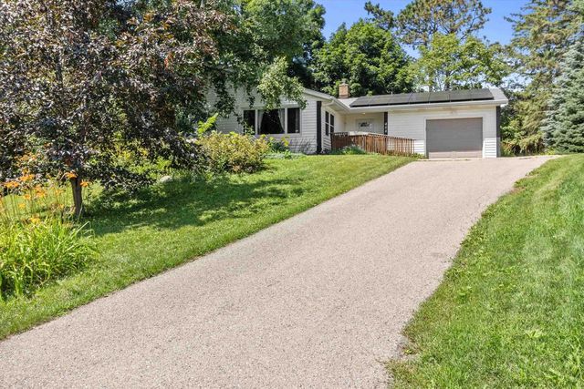 408 Sethne Court, Monona, WI 53716