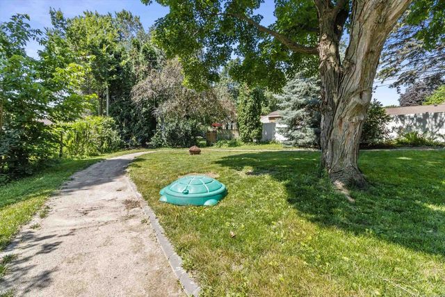 408 Sethne Court, Monona, WI 53716