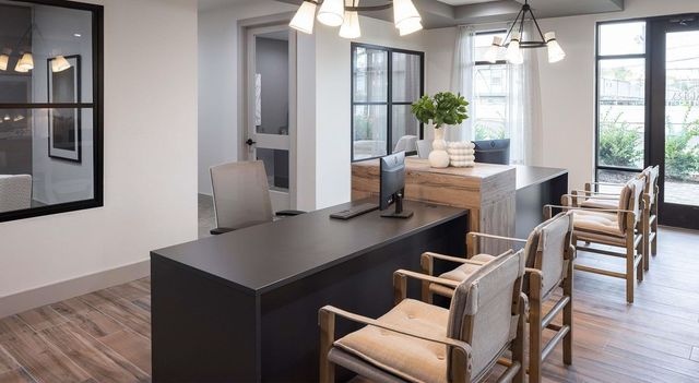 10800 Hammerly Boulevard 151, Houston, TX 77043