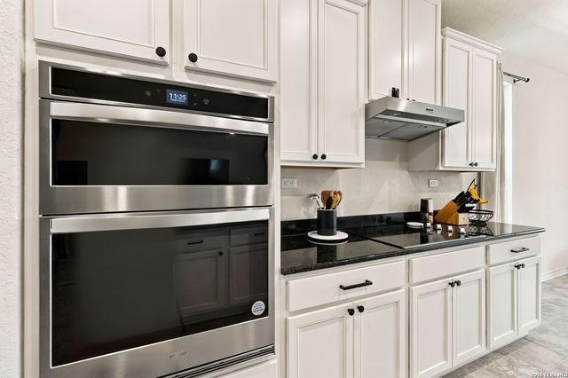 5323 Spanish Bluebells, San Antonio, TX 78261