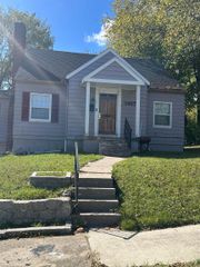 3617 Sherwood Drive, Flint, MI 48503