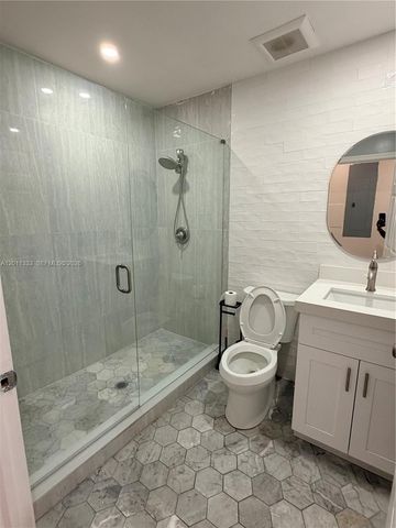 4350 NW 14th St, Lauderhill, FL 33313