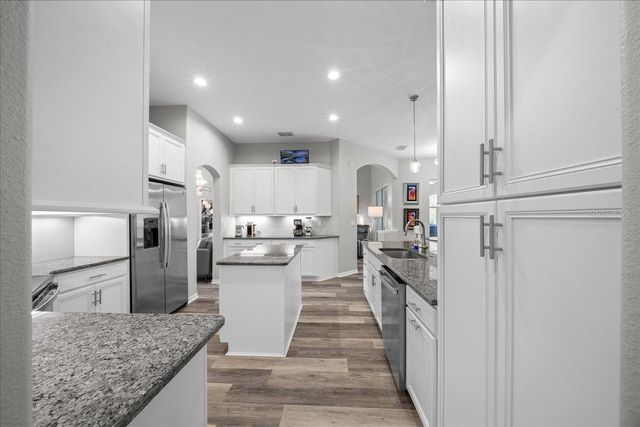 11667 W BLUEBELL DRIVE, Crystal River, FL 34428