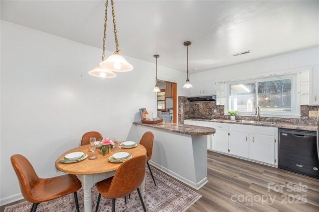 145 Killian Street, Waynesville, NC 28786