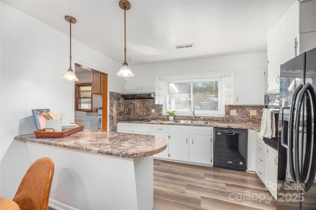 145 Killian Street, Waynesville, NC 28786