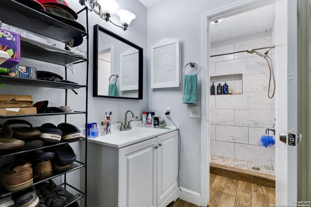 4210 Golden Spice, San Antonio, TX 78222