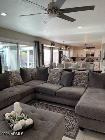 1211 W HONEYSUCKLE Lane, Chandler, AZ 85248