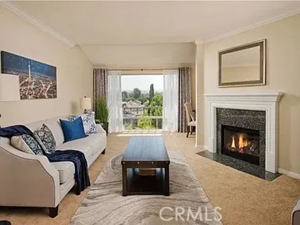 12830 Burbank Boulevard 305, Valley Village, CA 91607