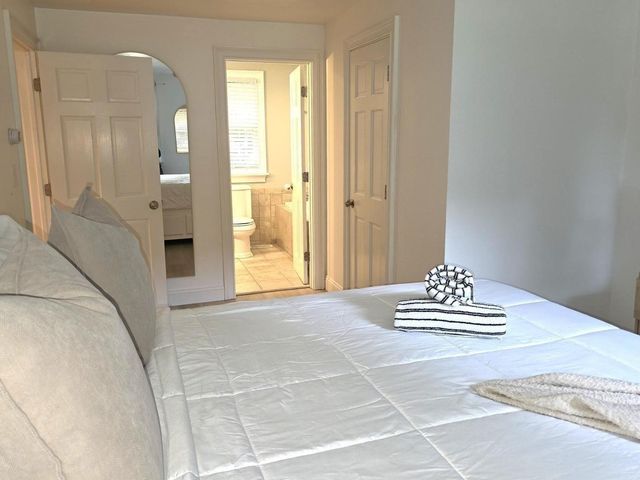 55 Deerfield Rd, Barnstable, MA 02655