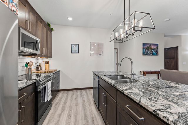 12905 Brenly Way, Rogers, MN 55374