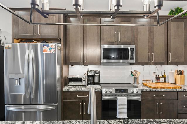 12905 Brenly Way, Rogers, MN 55374