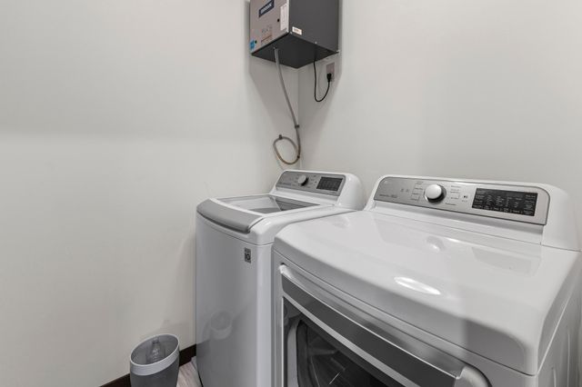 12905 Brenly Way, Rogers, MN 55374