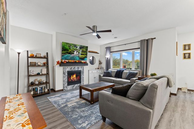 12905 Brenly Way, Rogers, MN 55374