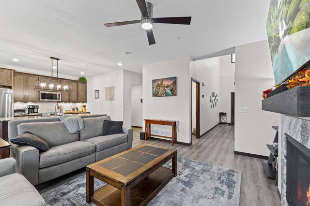 12905 Brenly Way, Rogers, MN 55374