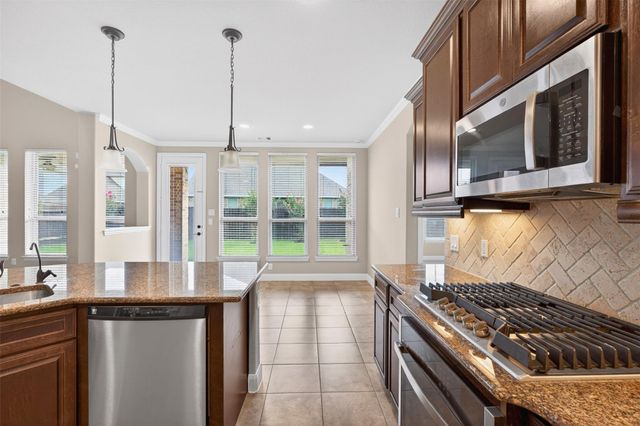 18202 Wedgewood Bluff Court, Spring, TX 77379