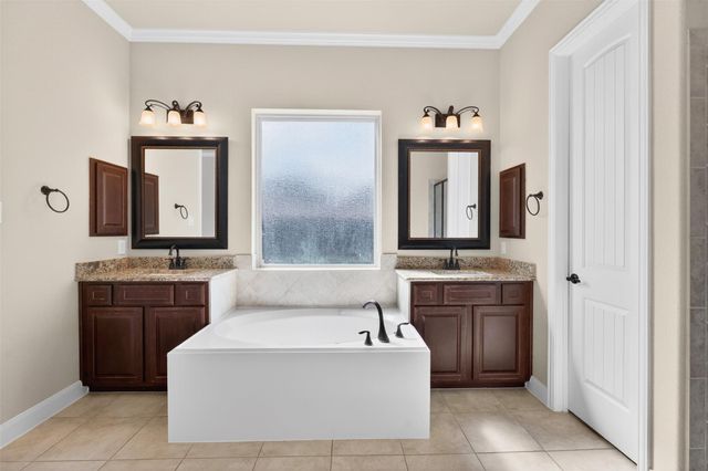 18202 Wedgewood Bluff Court, Spring, TX 77379