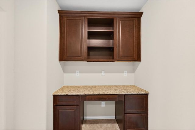 18202 Wedgewood Bluff Court, Spring, TX 77379