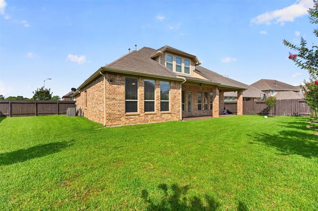 18202 Wedgewood Bluff Court, Spring, TX 77379