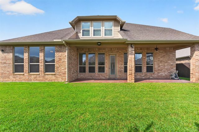 18202 Wedgewood Bluff Court, Spring, TX 77379