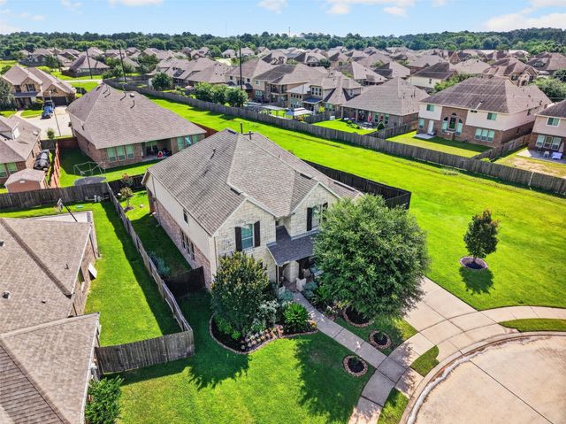 18202 Wedgewood Bluff Court, Spring, TX 77379