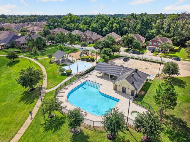 18202 Wedgewood Bluff Court, Spring, TX 77379