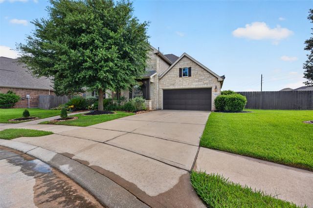 18202 Wedgewood Bluff Court, Spring, TX 77379