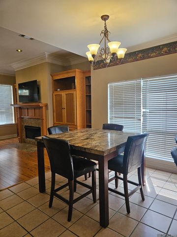 42156 Sandstone Ave, Prairieville, LA 70769