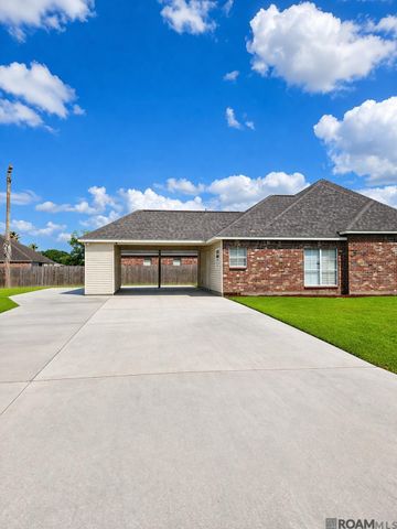 42156 Sandstone Ave, Prairieville, LA 70769