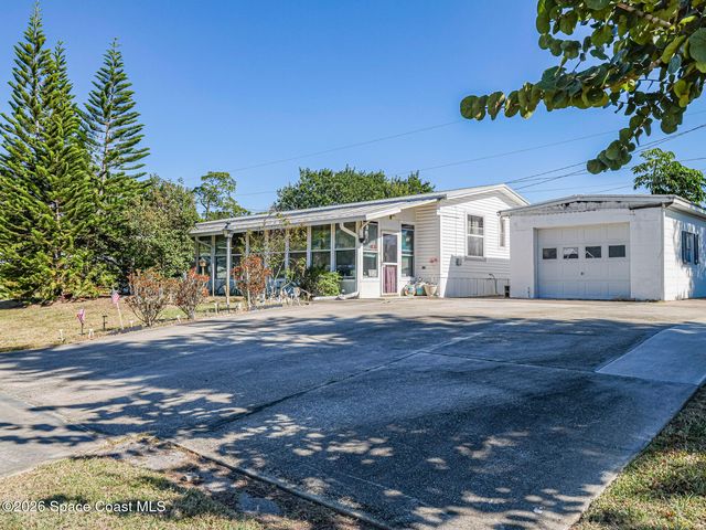 37 Sapphire Street, Melbourne, FL 32904