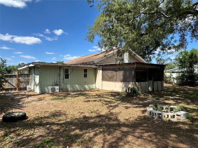 921 E 121ST AVENUE, Tampa, FL 33612