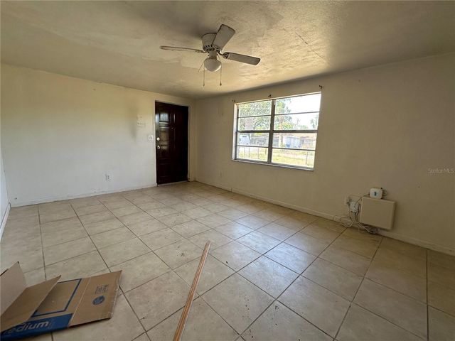 921 E 121ST AVENUE, Tampa, FL 33612