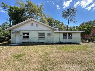 921 E 121ST AVENUE, Tampa, FL 33612