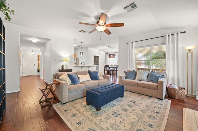 1409 Knoll Ridge DR, Cedar Park, TX 78613