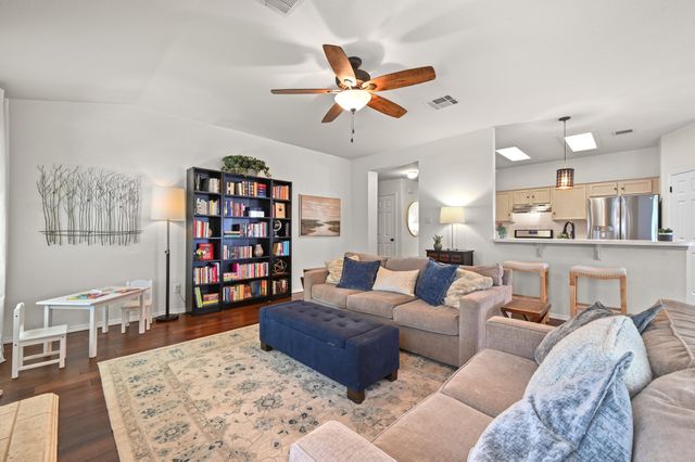 1409 Knoll Ridge DR, Cedar Park, TX 78613