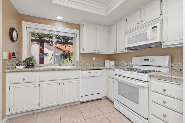 27857 Espinoza, Mission Viejo, CA 92692