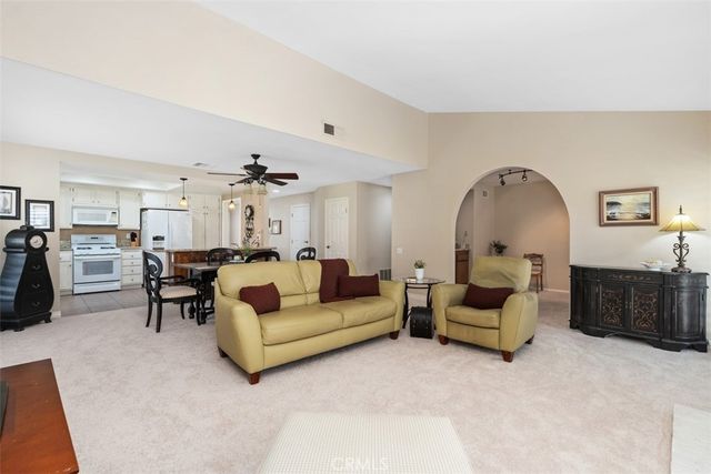 27857 Espinoza, Mission Viejo, CA 92692