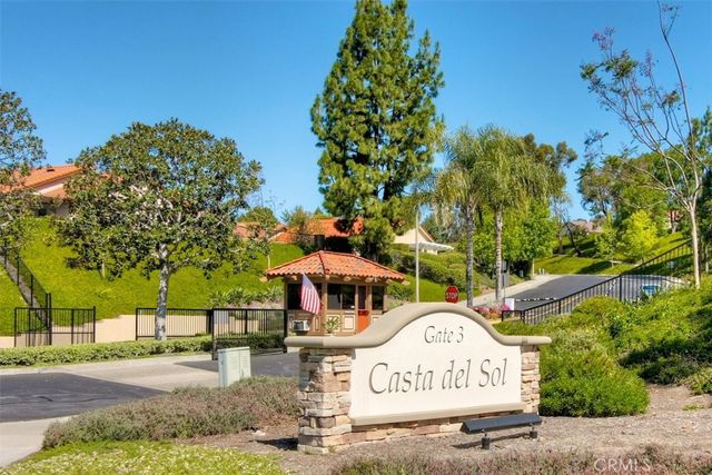 27857 Espinoza, Mission Viejo, CA 92692