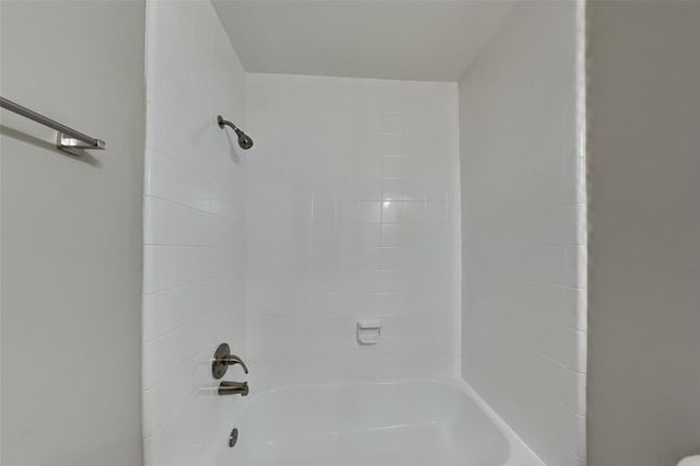 26912 Castlecliff Lane, Kingwood, TX 77339