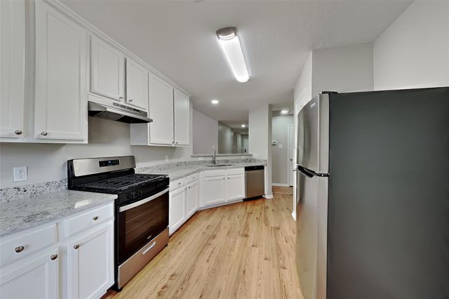 26912 Castlecliff Lane, Kingwood, TX 77339