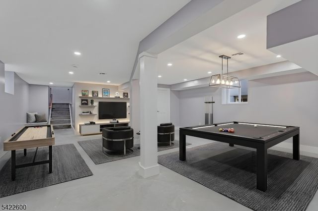 191 Franklin St, Secaucus Town, NJ 07094