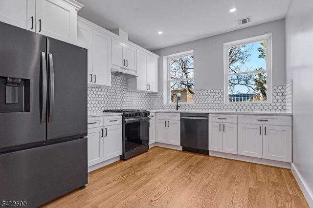 191 Franklin St, Secaucus Town, NJ 07094