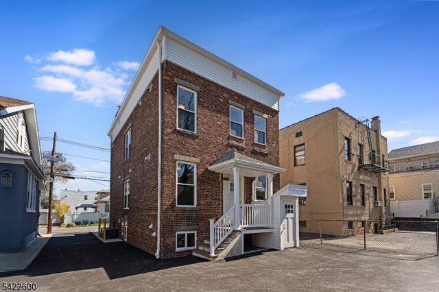 191 Franklin St, Secaucus Town, NJ 07094